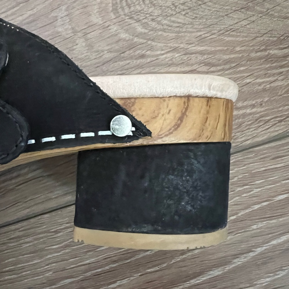 Dansko clogs - Picture 4 of 8